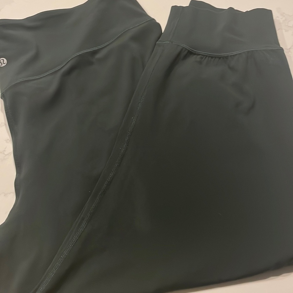 Lululemon Align Cropped Joggers